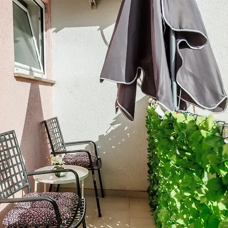 Ana Apartment