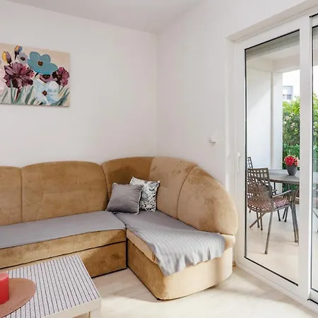 Apartment Ana