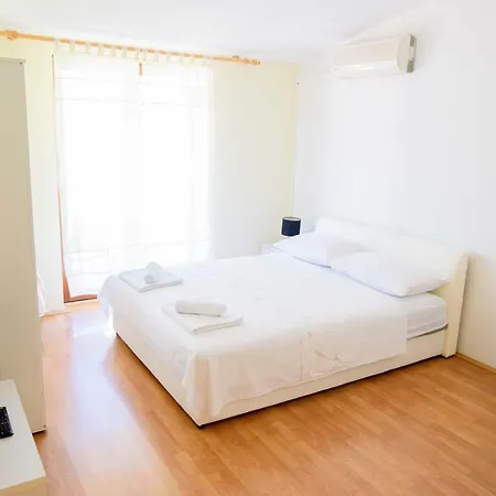 Ana Apartment Podstrana